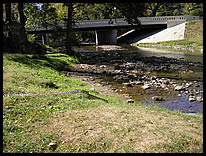 path to river at Falls Park